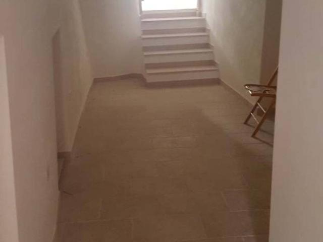 Locale Commerciale in affitto a Puglia, Bari