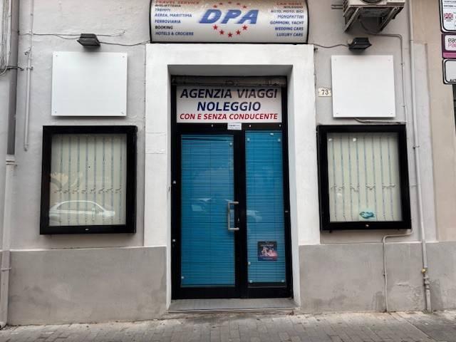 Locale Commerciale in affitto a Termoli, Molise