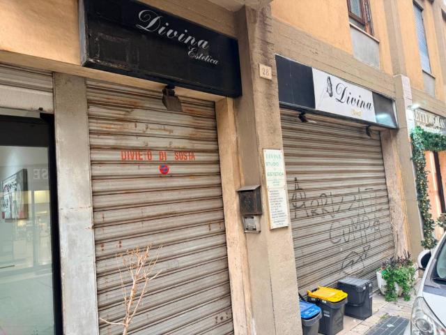 Locale Commerciale in affitto a Città Giardino, Terni