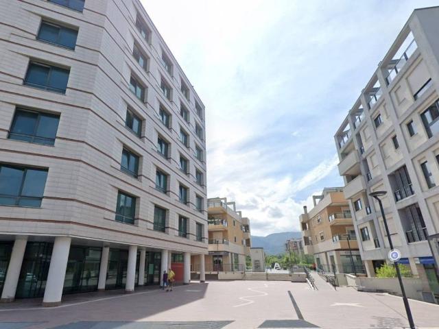 Locale Commerciale in affitto a Città Giardino, Terni