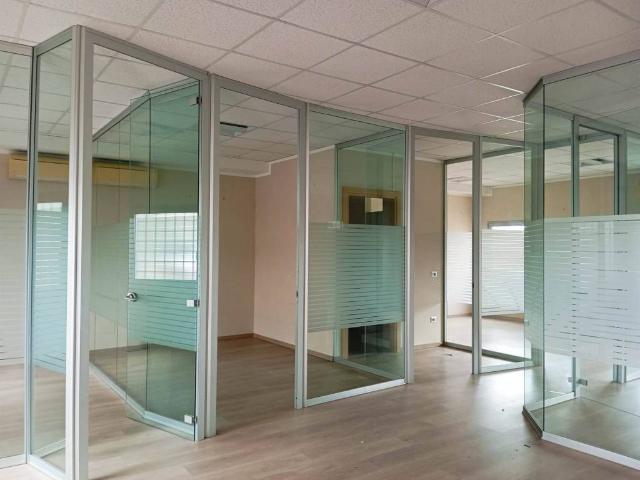 Locale Commerciale in affitto a Terni, Umbria