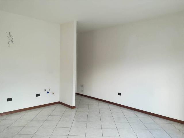Locale Commerciale in affitto a Borgo Bovio, Terni