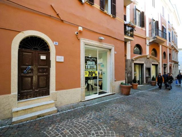 Locale Commerciale in affitto a Roma Capitale, Lazio