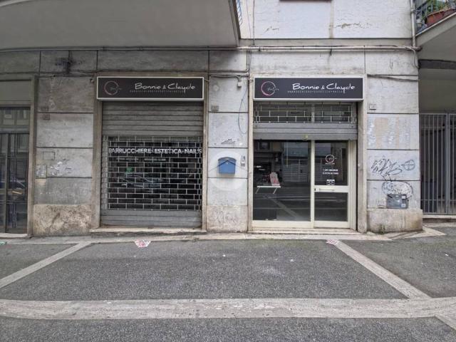 Locale Commerciale in affitto a Roma Capitale, Lazio