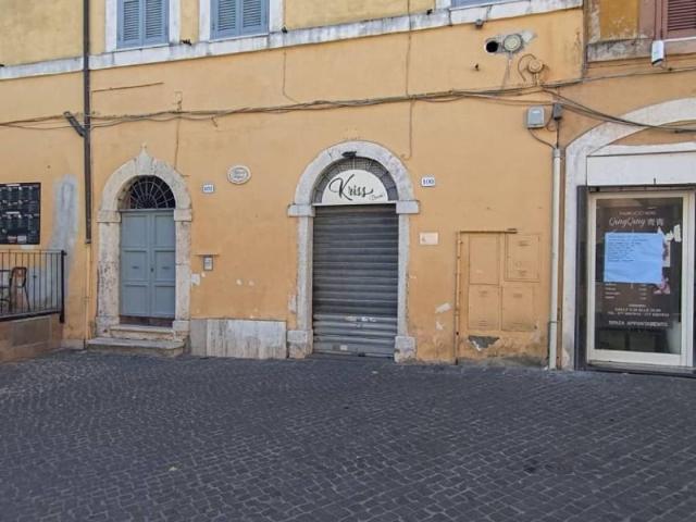 Locale Commerciale in affitto a Roma Capitale, Lazio