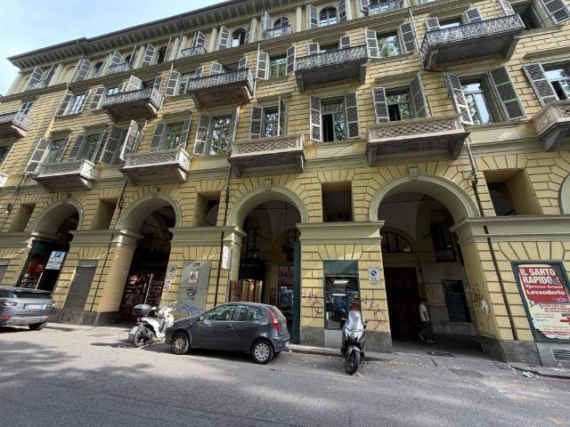 Locale Commerciale in affitto a Circoscrizione 1, Piemonte