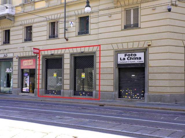 Locale Commerciale in affitto a Circoscrizione 1, Piemonte