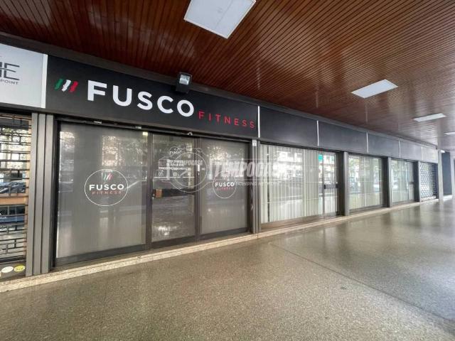 Locale Commerciale in affitto a Circoscrizione 1, Piemonte