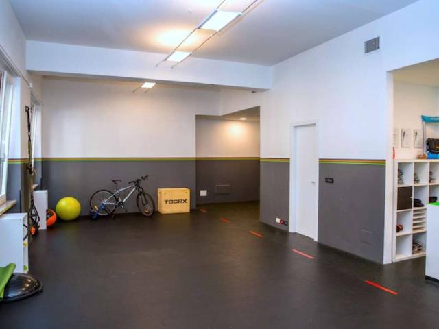 Locale Commerciale in affitto a Circoscrizione 1, Piemonte