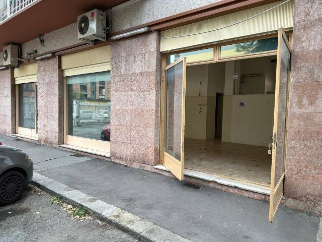 Locale Commerciale in affitto a Circoscrizione 3, Piemonte