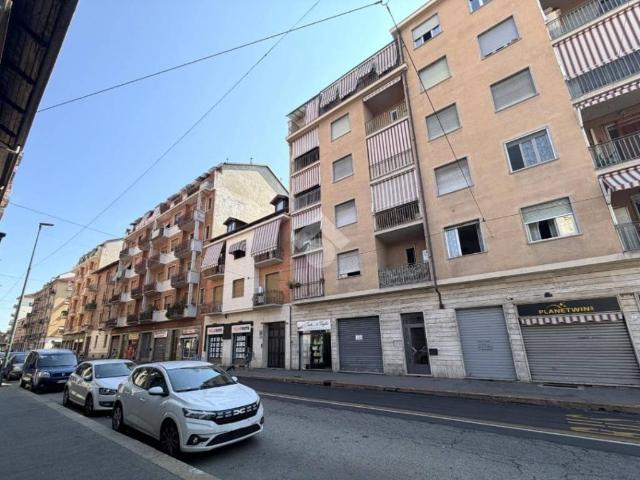 Locale Commerciale in affitto a Circoscrizione 5, Piemonte