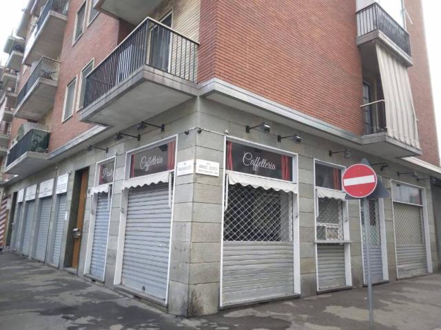 Locale Commerciale in affitto a Circoscrizione 6, Piemonte