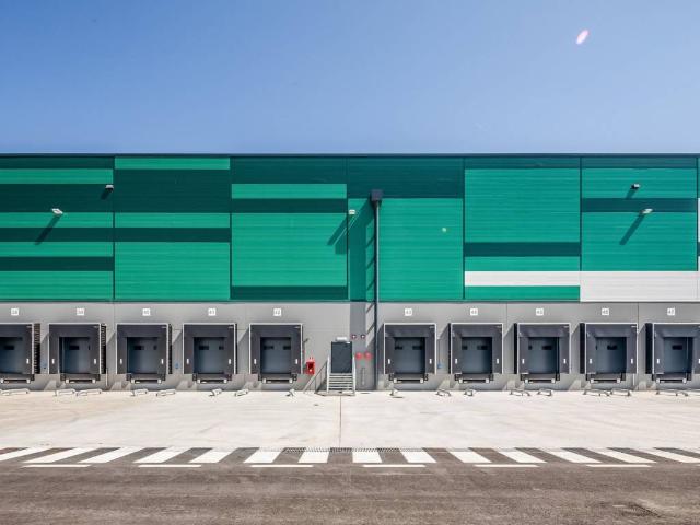 Locale Commerciale in affitto a Piemonte, Torino