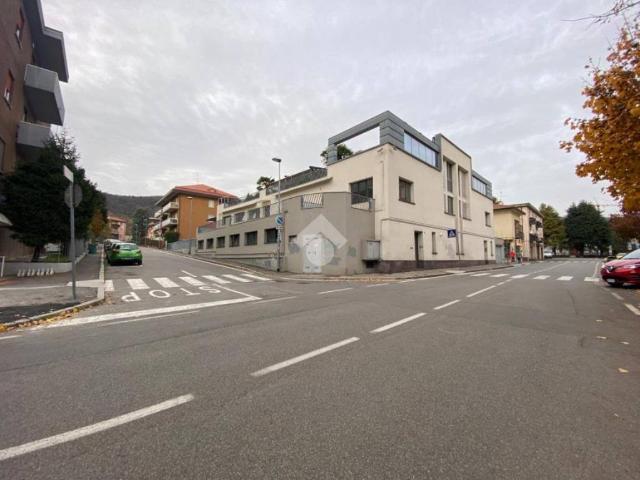 Locale Commerciale in affitto a Gaito, Torre Boldone