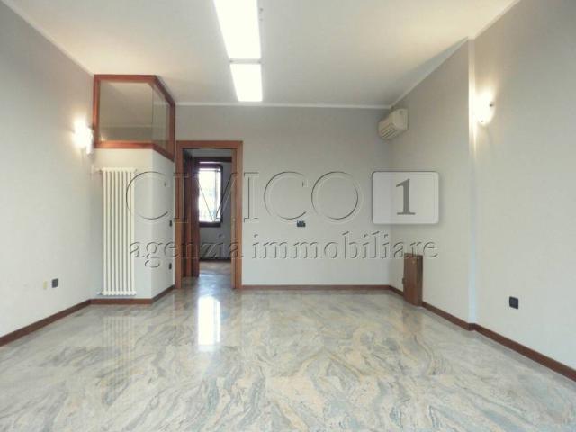 Locale Commerciale in affitto a Lerino, Torri Di Quartesolo