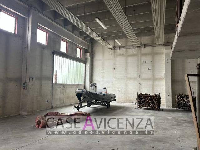 Locale Commerciale in affitto a Marola, Torri Di Quartesolo