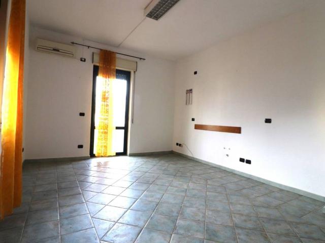 Locale Commerciale in affitto a Pirisceddas, Tortolì