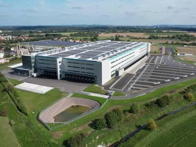 Locale Commerciale in affitto a Piemonte, Alessandria