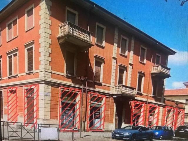 Locale Commerciale in affitto a Piemonte, Alessandria