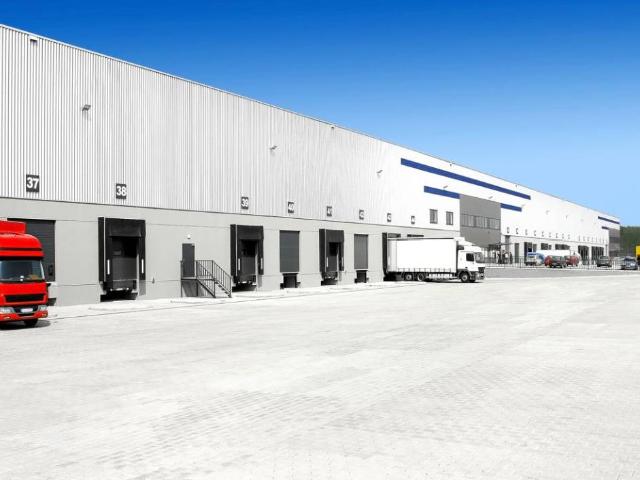 Locale Commerciale in affitto a Piemonte, Alessandria
