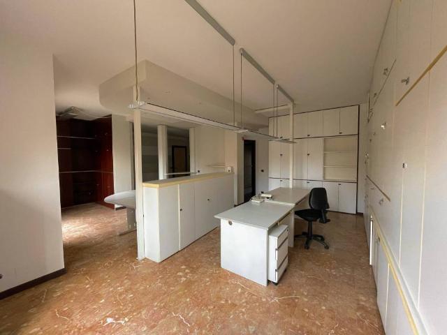 Locale Commerciale in affitto a Piemonte, Alessandria