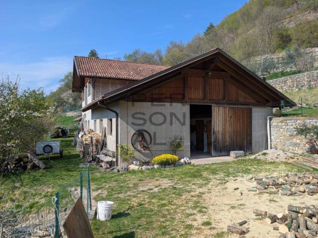Locale Commerciale in affitto a Comunità della Vallagarina, Trambileno