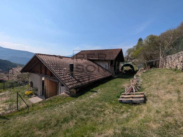 Locale Commerciale in affitto a Comunità della Vallagarina, Trambileno