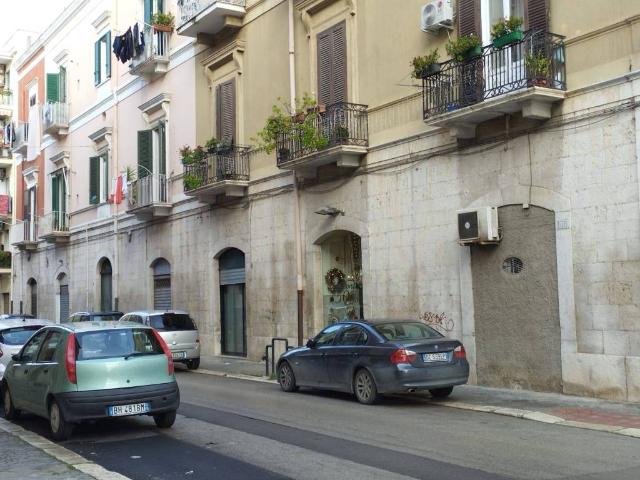 Locale Commerciale in affitto a Puglia, Barletta-andria-trani