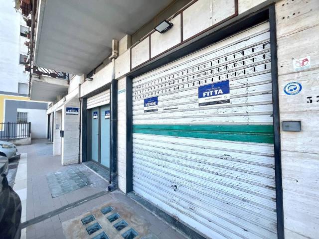 Locale Commerciale in affitto a Puglia, Barletta-andria-trani