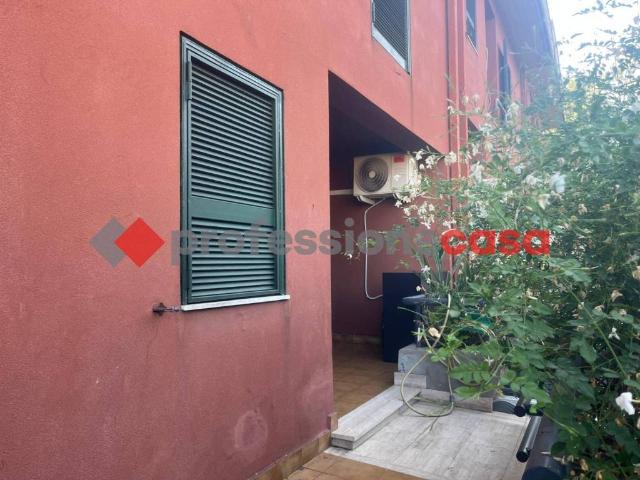 Locale Commerciale in affitto a Canalicchio, Tremestieri Etneo