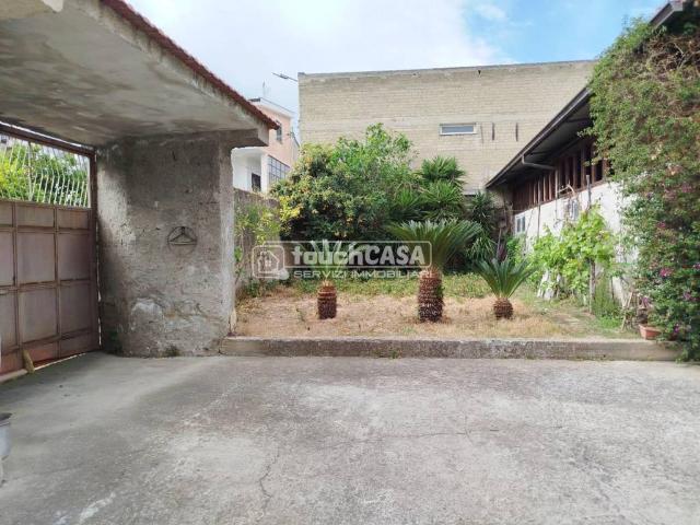 Locale Commerciale in affitto a Trentola, Campania
