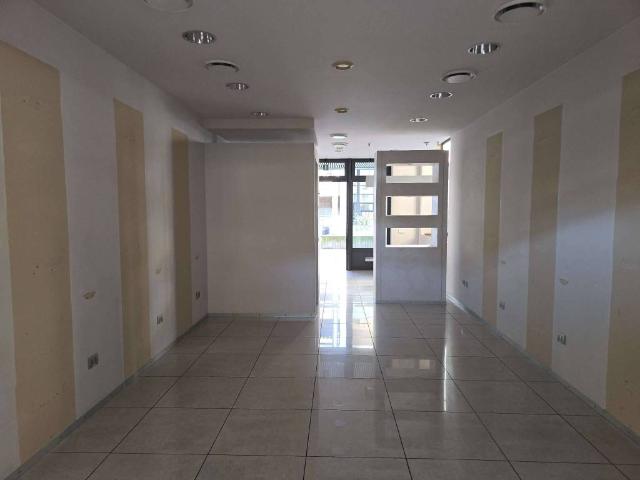 Locale Commerciale in affitto a Trescore Balneario, Lombardia