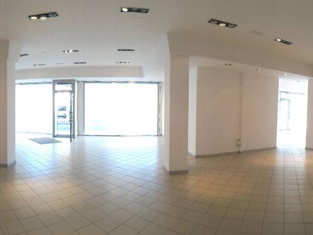 Locale Commerciale in affitto a San Liberale, Treviso