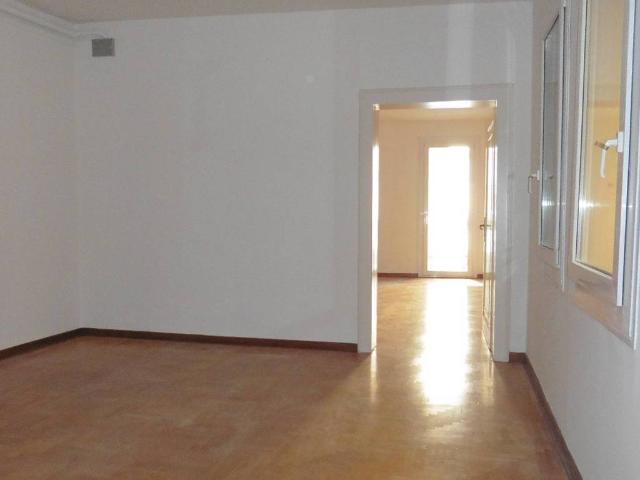 Locale Commerciale in affitto a San Zeno, Treviso