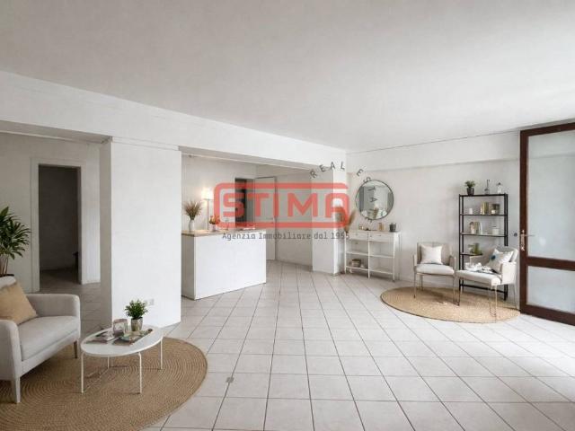 Locale Commerciale in affitto a Treviso, Veneto