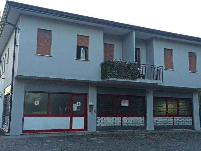 Locale Commerciale in affitto a Treviso, Veneto