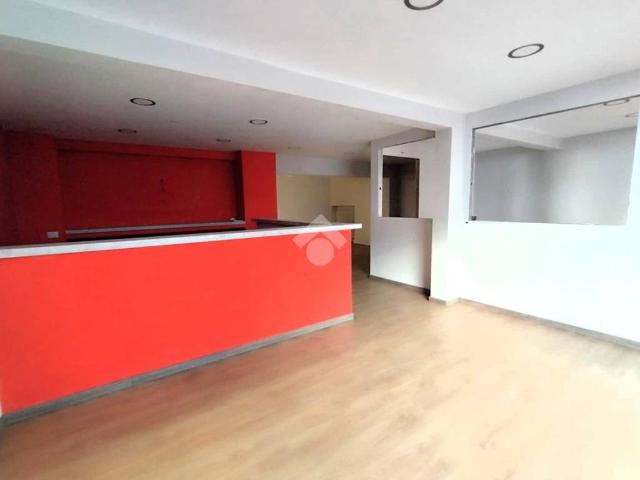 Locale Commerciale in affitto a San Zeno, Treviso