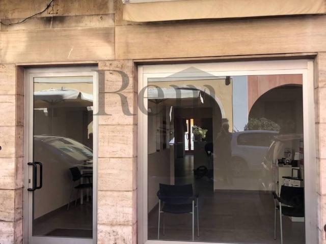 Locale Commerciale in affitto a San Zeno, Treviso