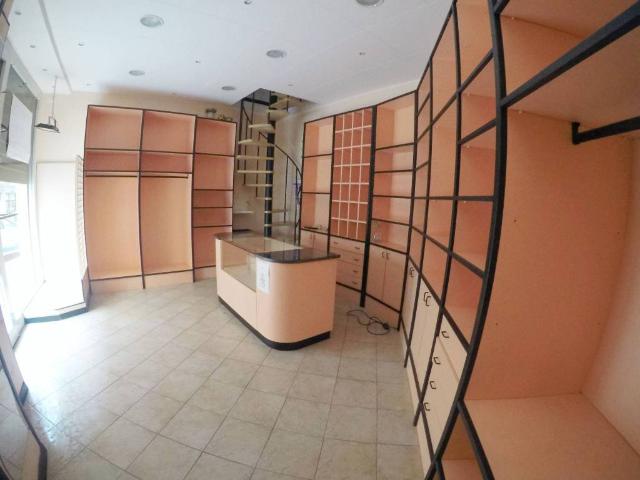 Locale Commerciale in affitto a Barriera Vecchia-San Giacomo, Villa Opicina