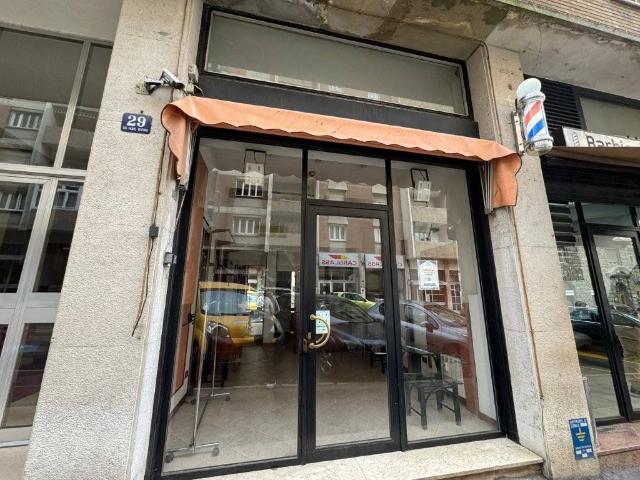 Locale Commerciale in affitto a Conconello / Ferlugi, Villa Opicina