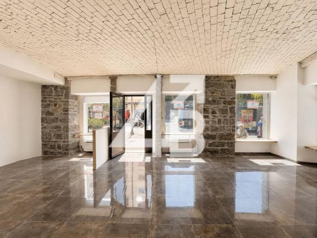Locale Commerciale in affitto a Roiano-Gretta-Barcola-Cologna-Scorcola, Villa Opicina