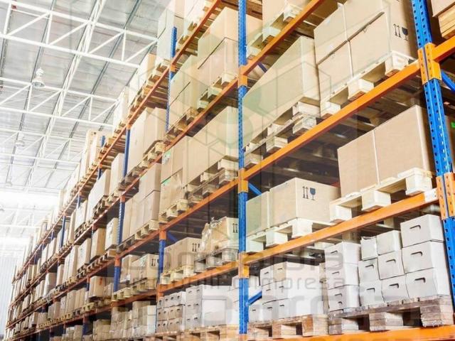 Locale Commerciale in affitto a Truccazzano, Lombardia
