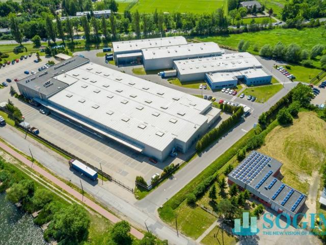 Locale Commerciale in affitto a Truccazzano, Lombardia