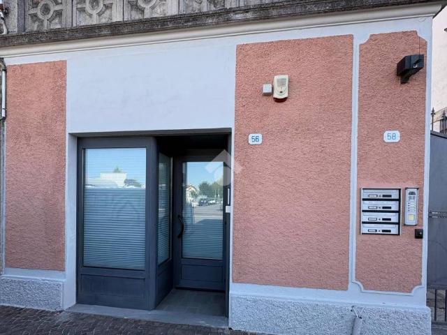 Locale Commerciale in affitto a Baldasseria Media, Reana Del Roiale