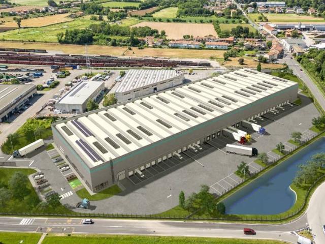 Locale Commerciale in affitto a Cussignacco / Cussignà, Reana Del Roiale