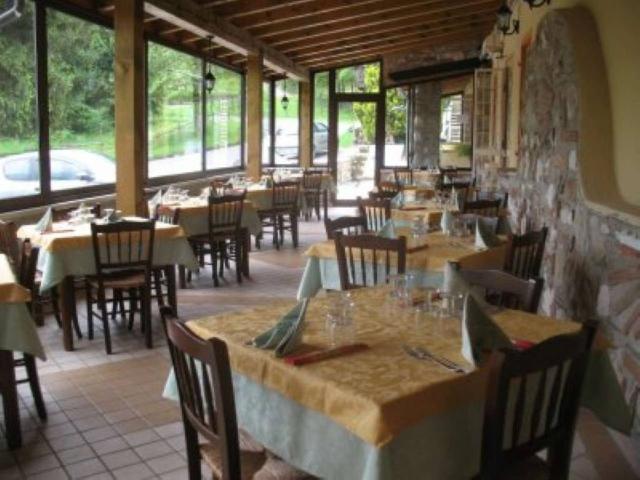 Locale Commerciale in affitto a Comunità montana della Valle Sabbia, Vallio Terme