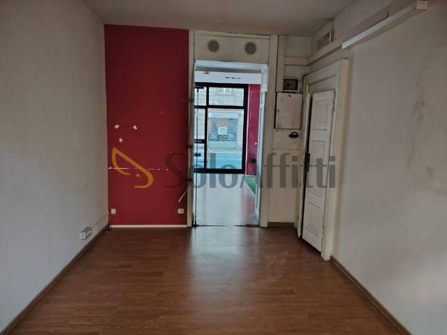 Locale Commerciale in affitto a Biumo Superiore, Varese