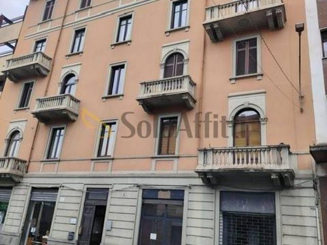 Locale Commerciale in affitto a Biumo Superiore, Varese