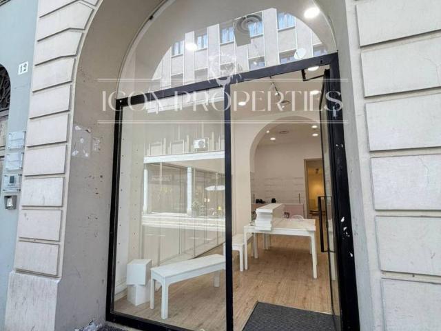 Locale Commerciale in affitto a Biumo Superiore, Varese