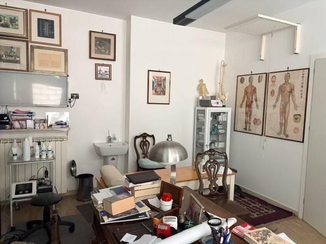Locale Commerciale in affitto a Mestre-Carpenedo, Venezia